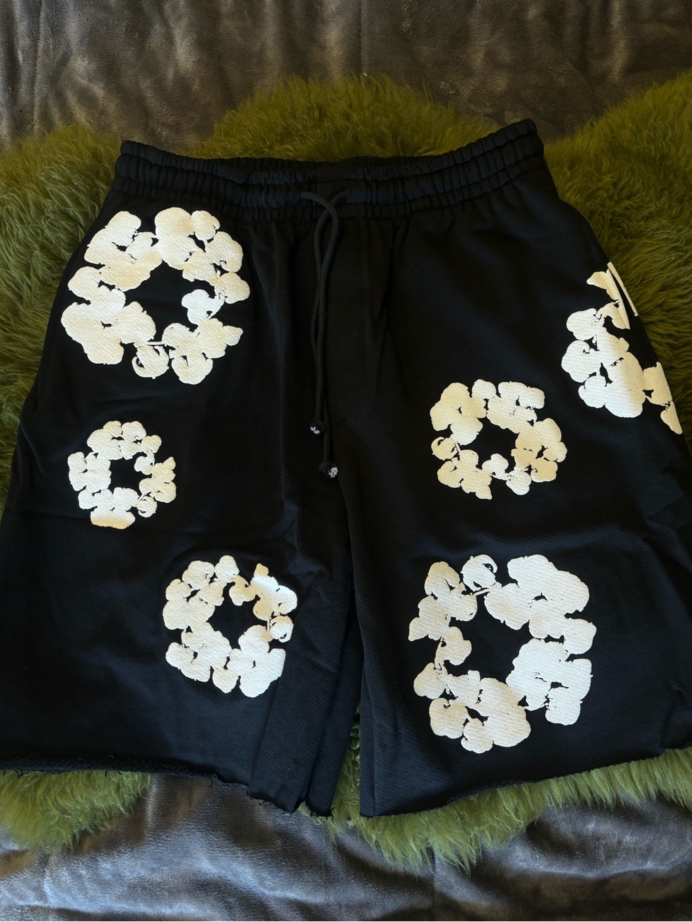 Denim Tears black and white shorts